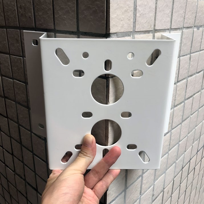 Металлический кронштейн для крепления камеры на угол здания CA18 - фото 14003